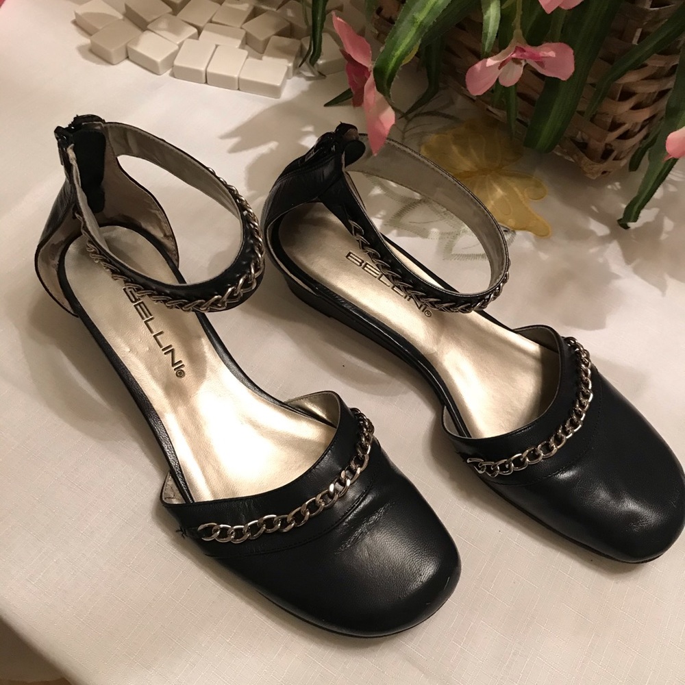 Dress shoes